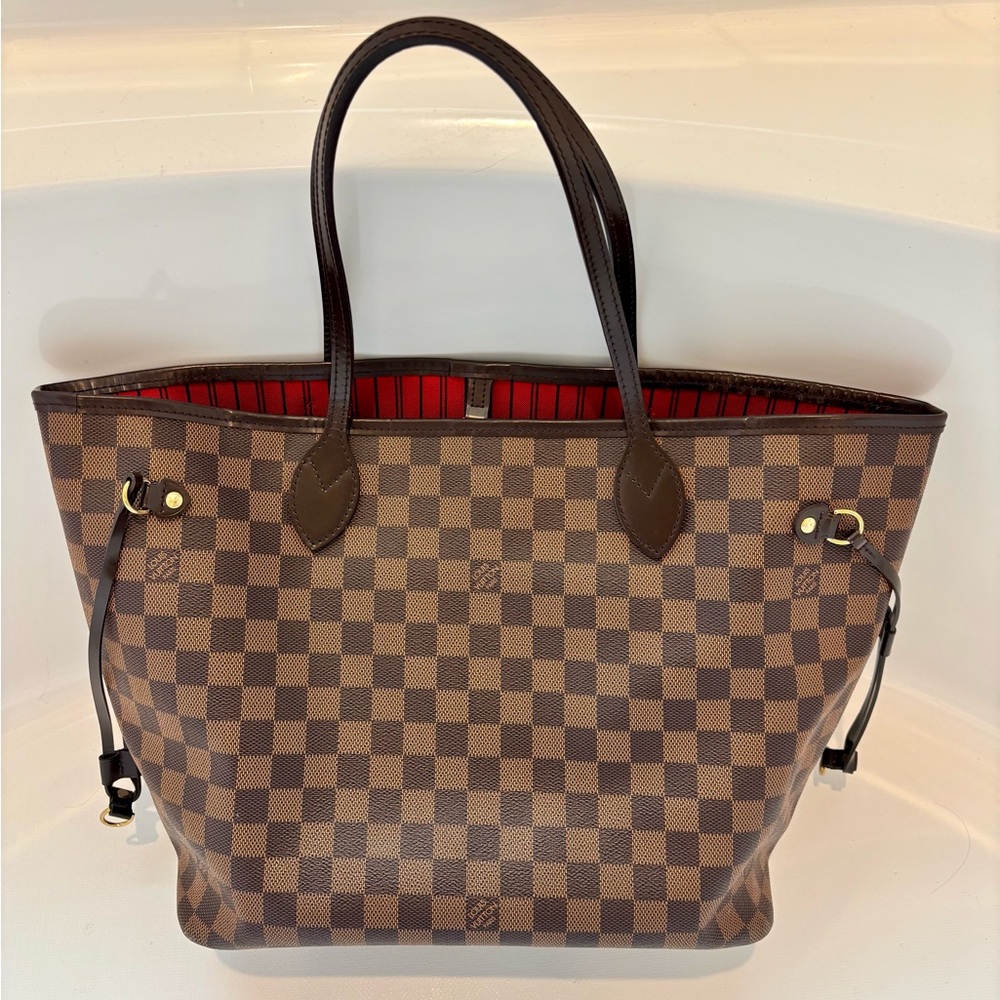 Louis Vuitton Neverfull MM.